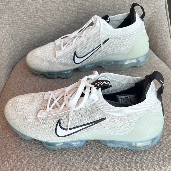 Nike Mens Air VaporMax 2021 FK Shoes - Gray White Black - Picture 10 of 10